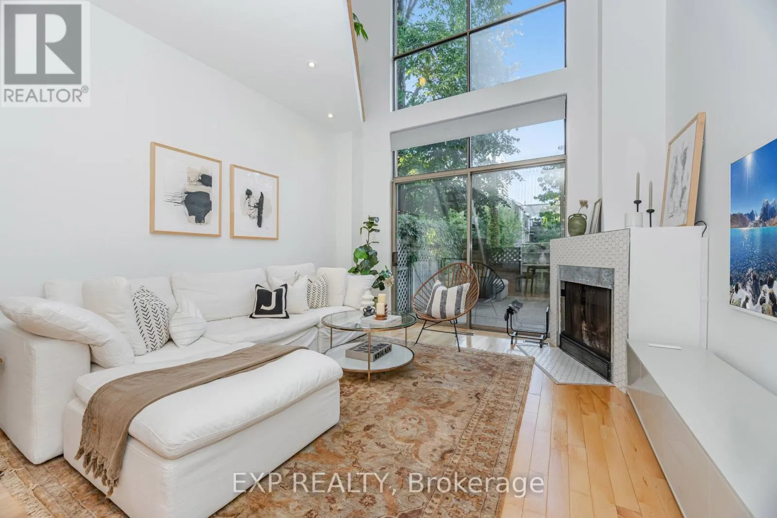 42 WASCANA AVENUE