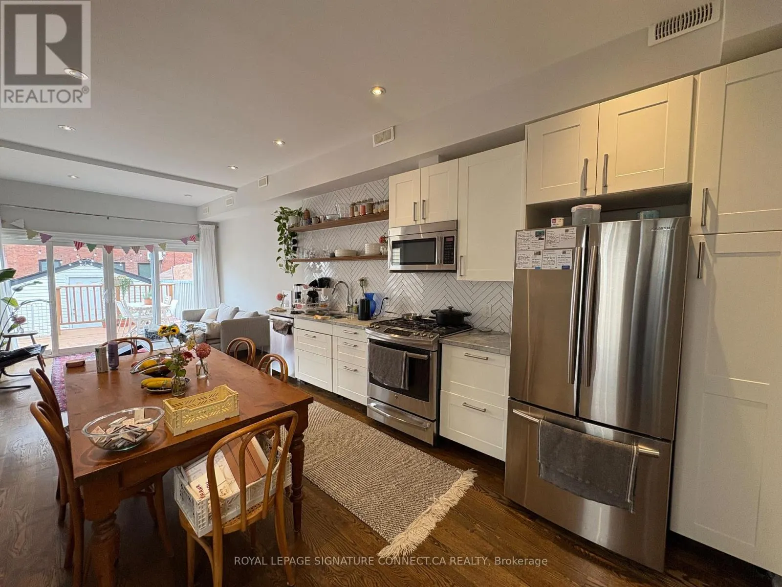 MAIN - 107 LINDSEY AVENUE