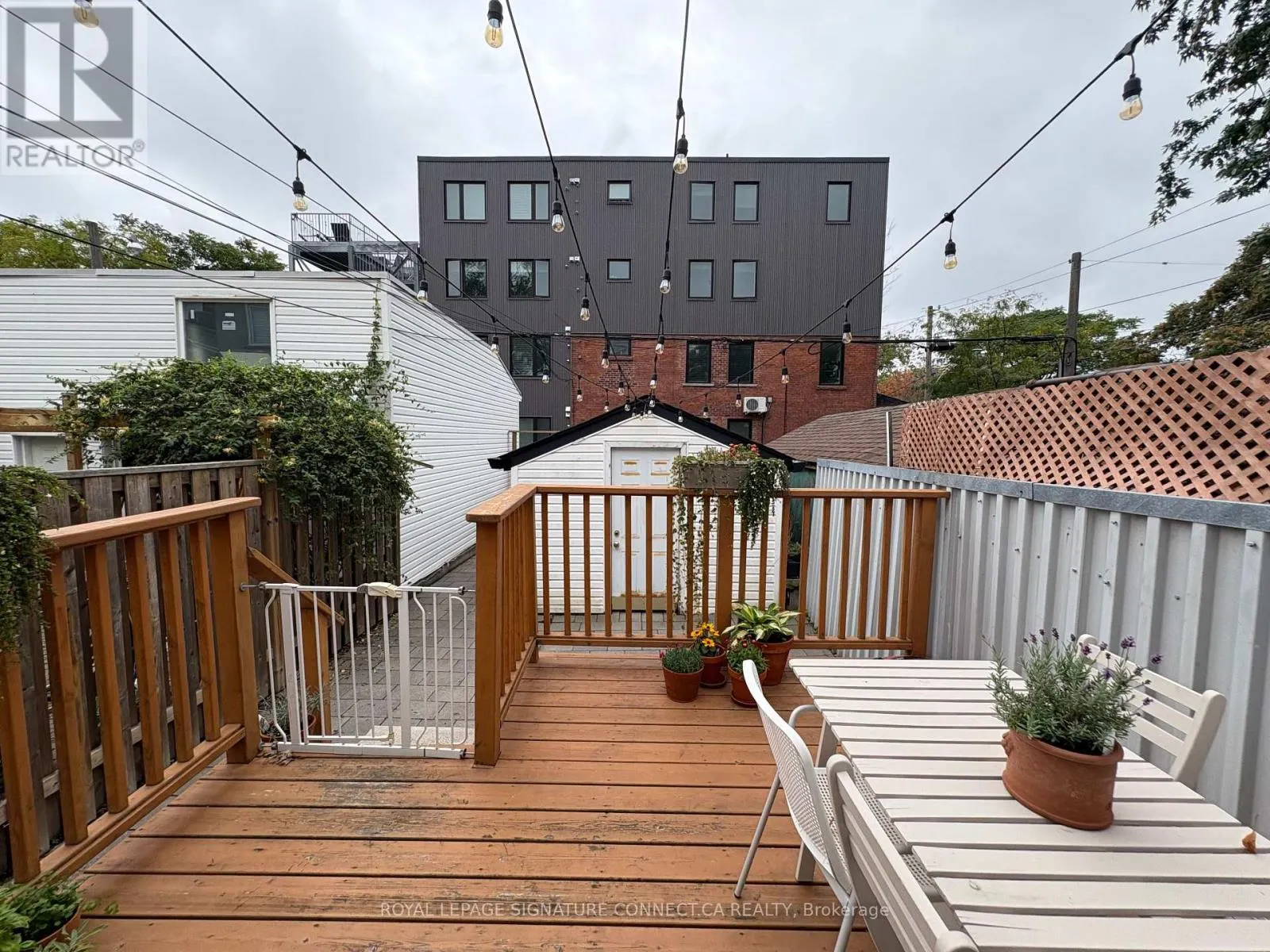 MAIN - 107 LINDSEY AVENUE