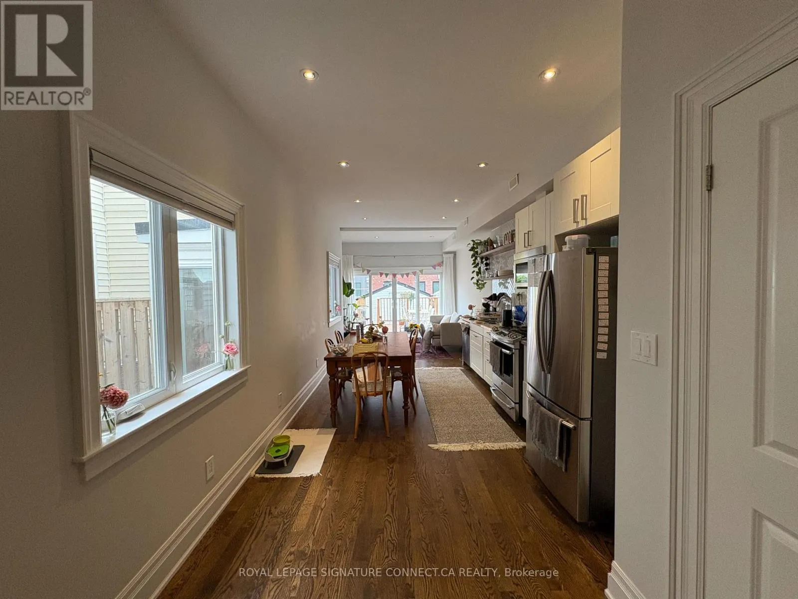 MAIN - 107 LINDSEY AVENUE