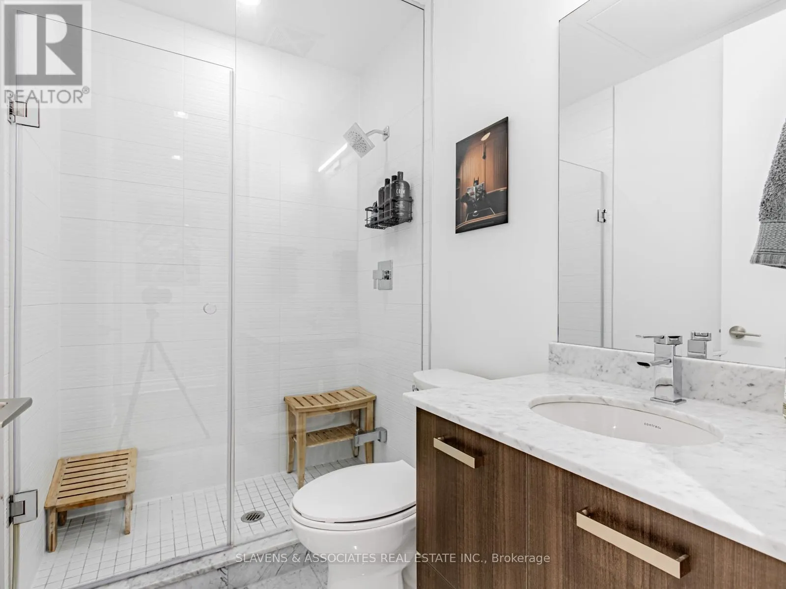 LPH01 - 60 BERWICK AVENUE