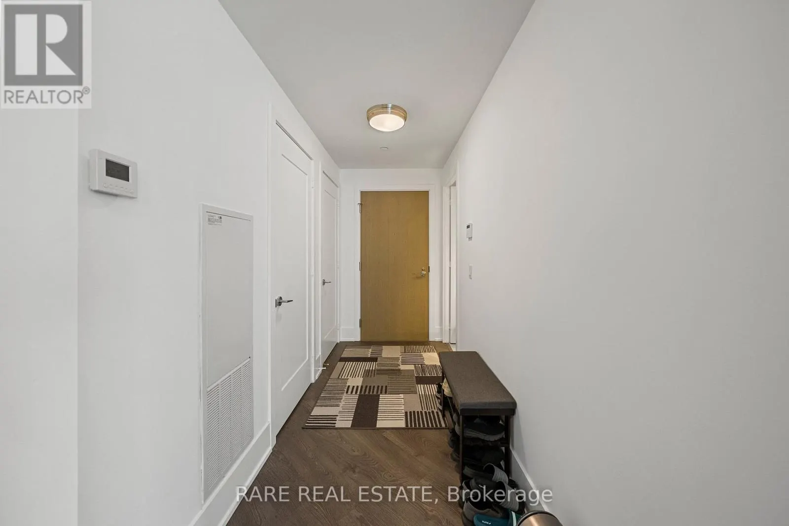 312 - 1 EDGEWATER DRIVE