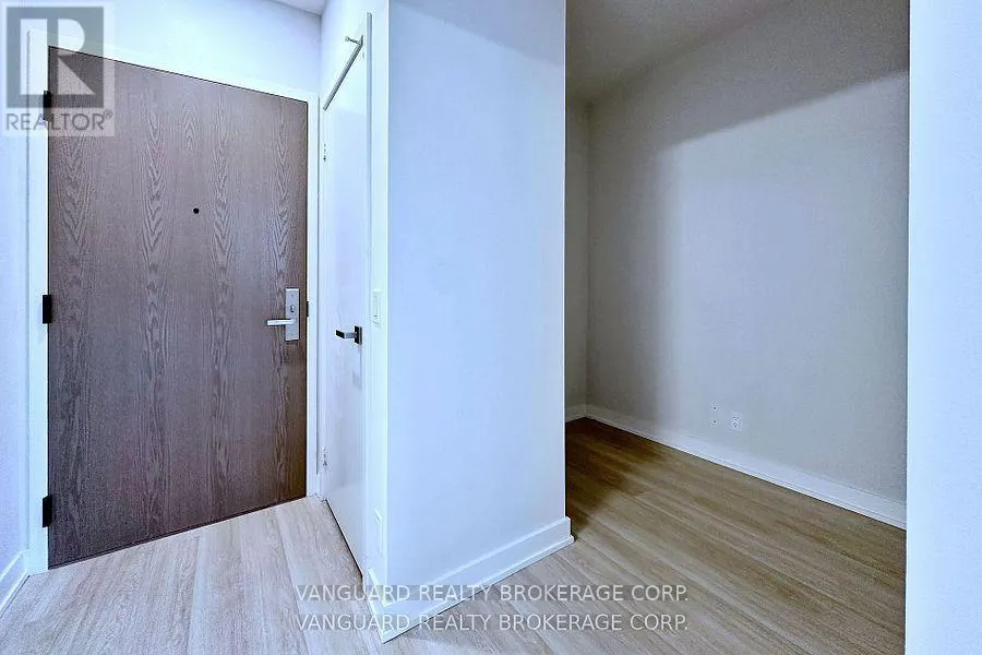 1005 - 30 TRETTI WAY