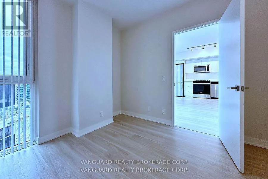 1005 - 30 TRETTI WAY