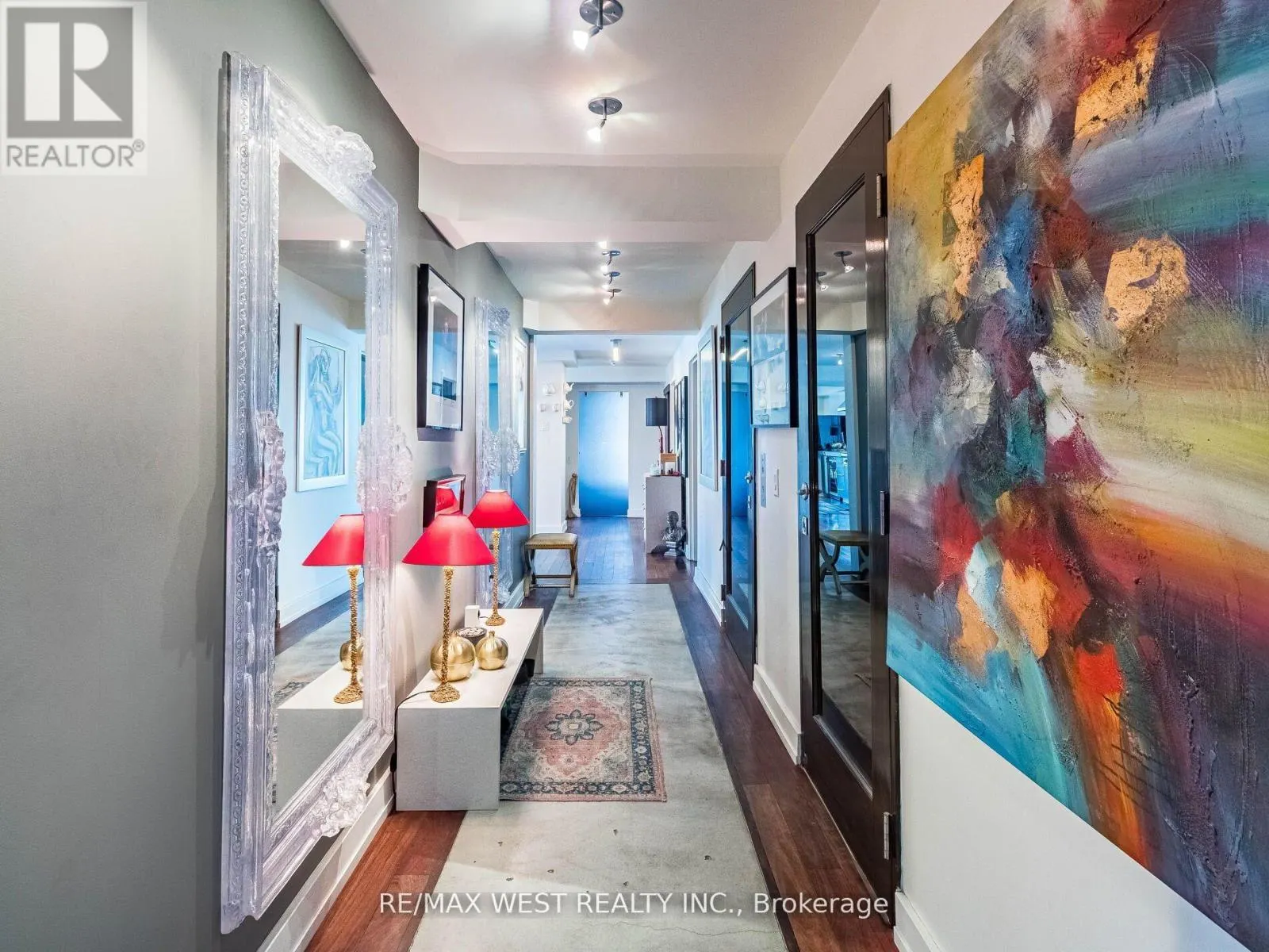 PH2 - 409 BLOOR STREET E