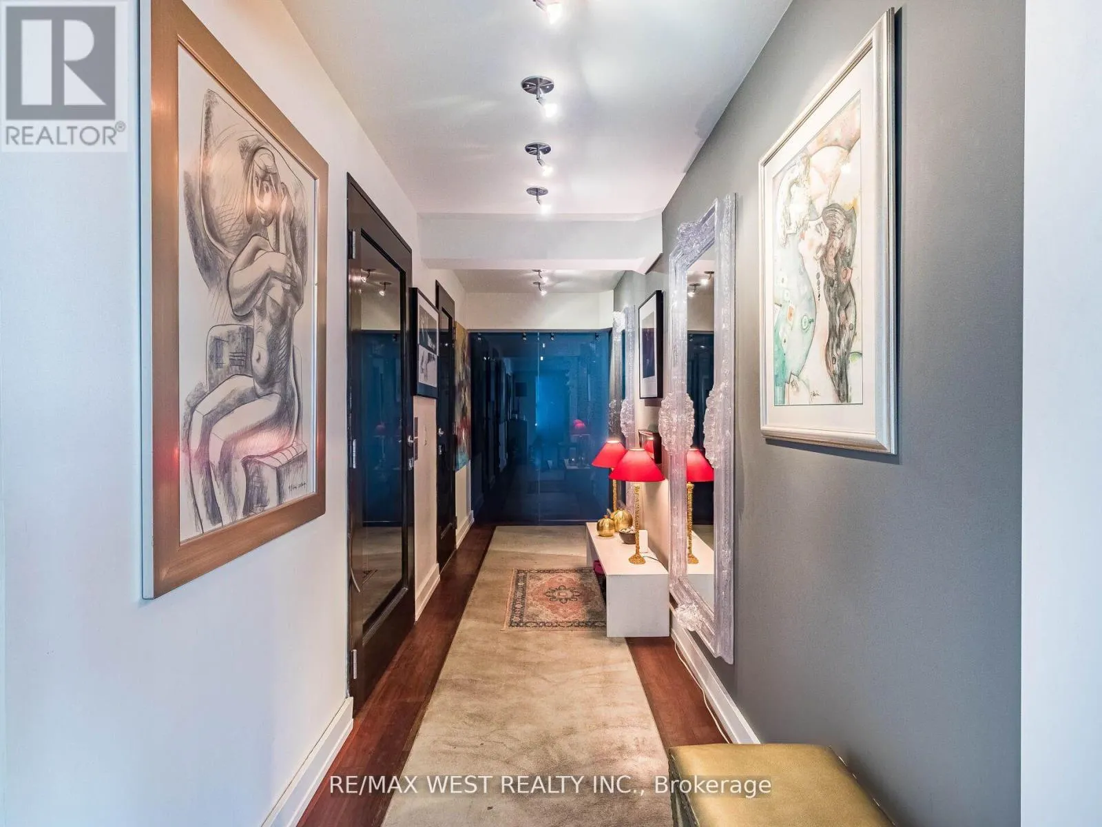 PH2 - 409 BLOOR STREET E