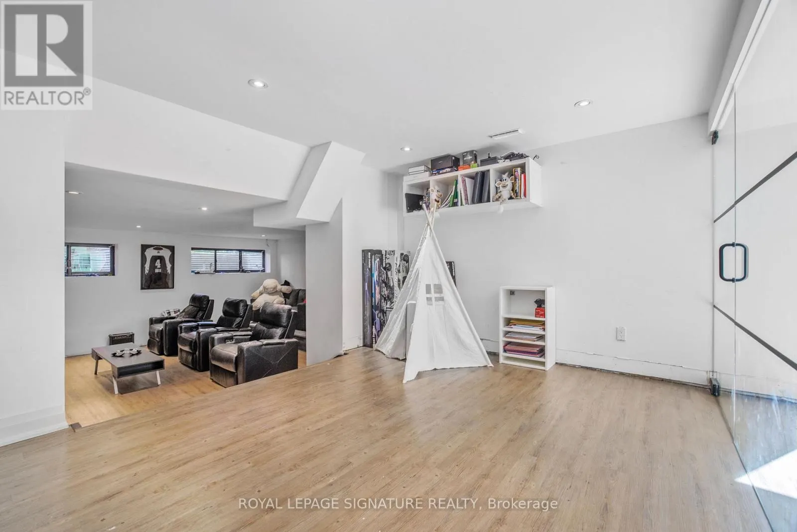 44 CROSSBURN DRIVE