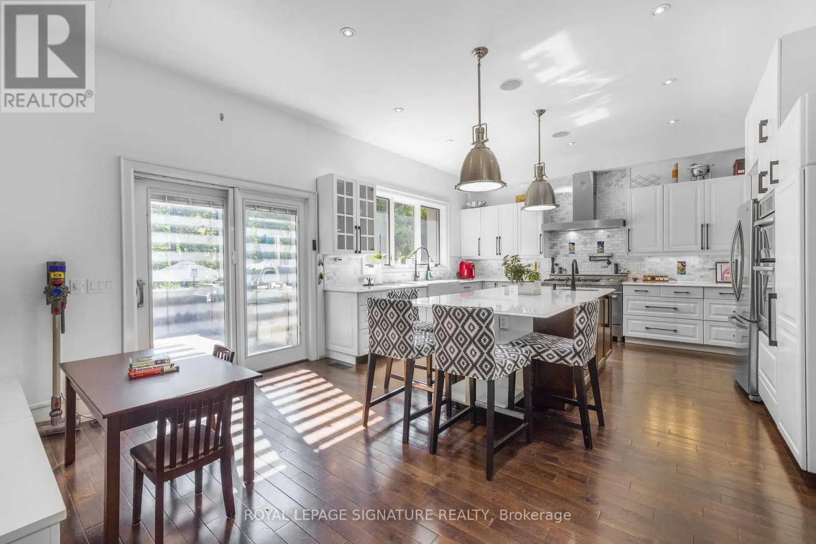 44 CROSSBURN DRIVE