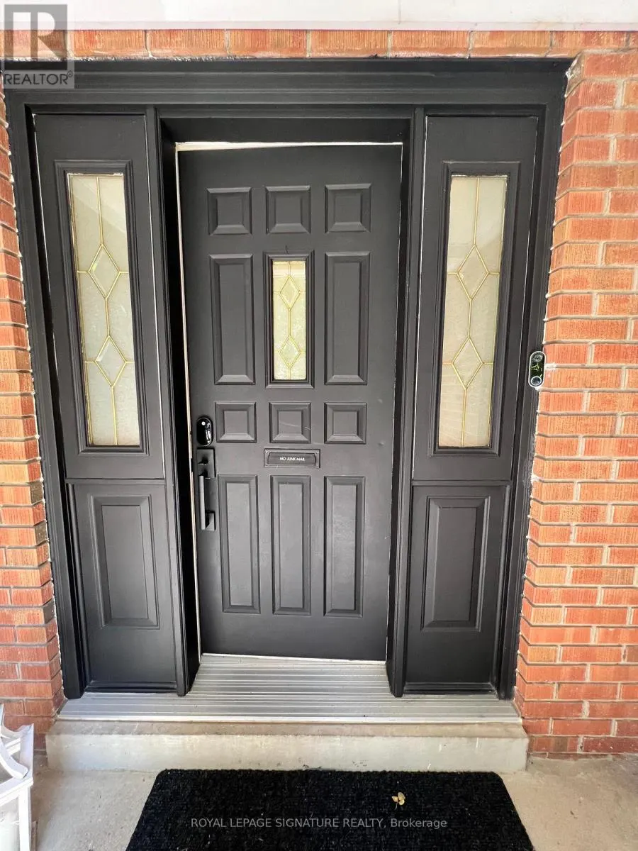 72 RISEBROUGH AVENUE