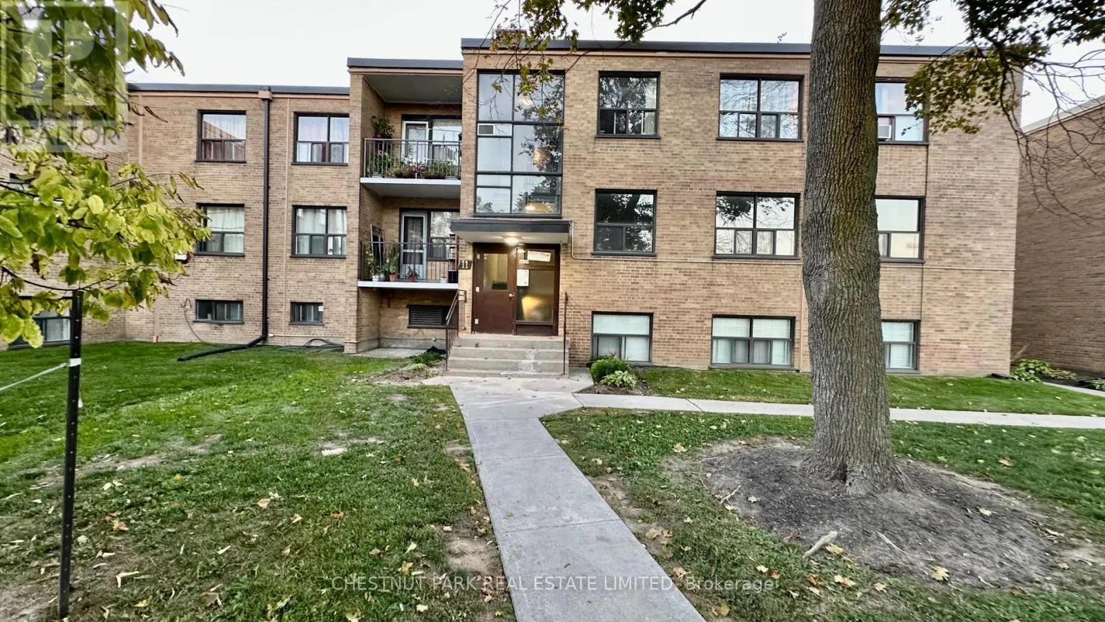 6 - 11 WINGREEN COURT