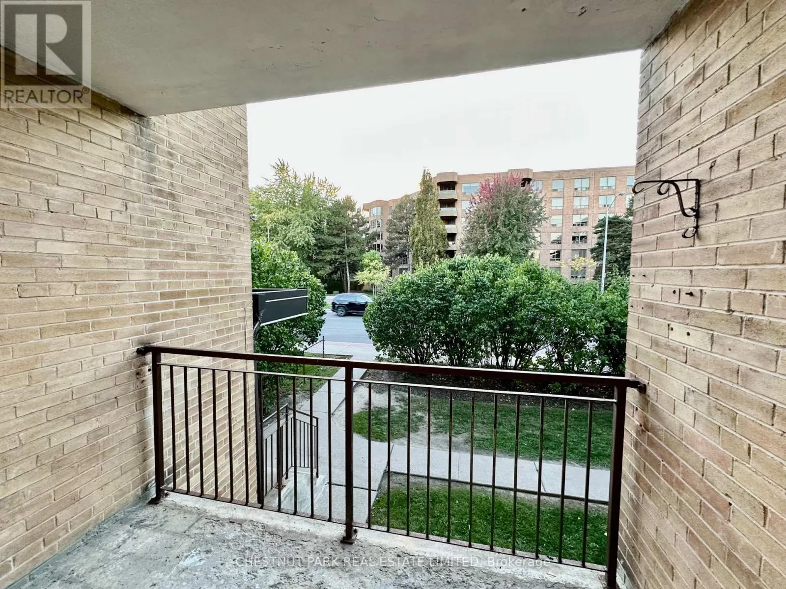 6 - 11 WINGREEN COURT