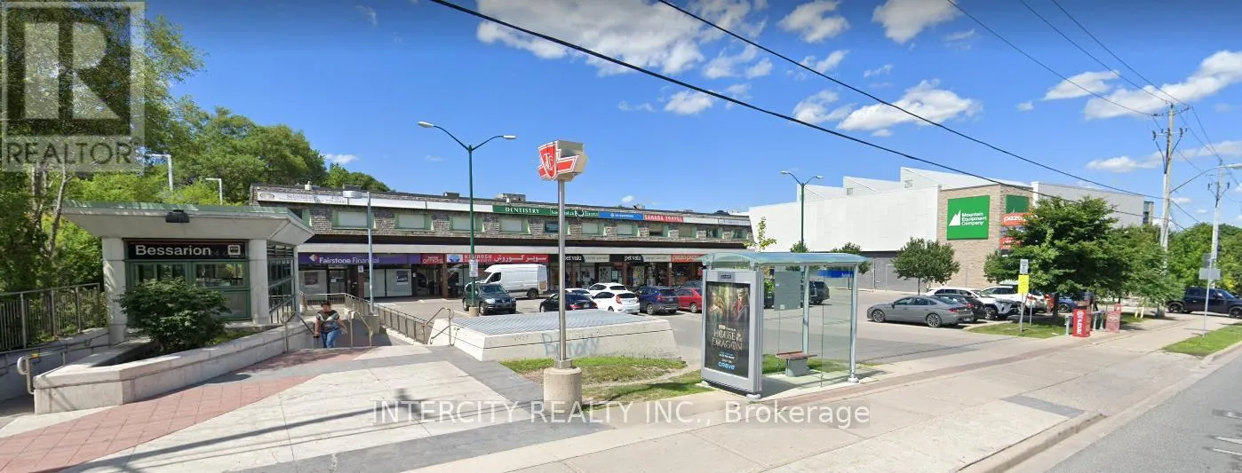 200 - 738 SHEPPARD AVENUE E