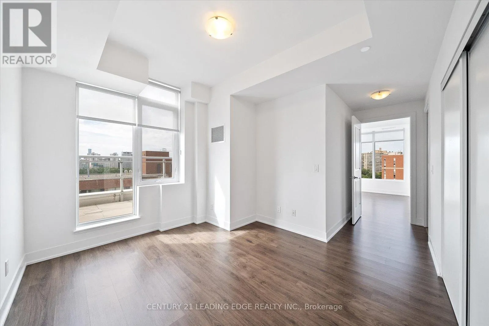 1004 - 68 MERTON STREET