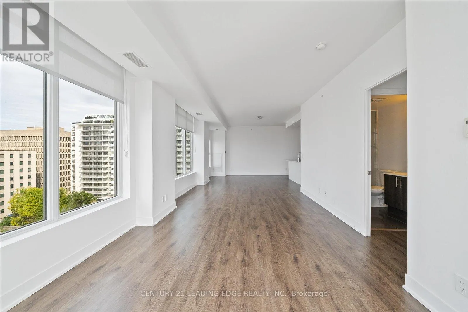 1004 - 68 MERTON STREET