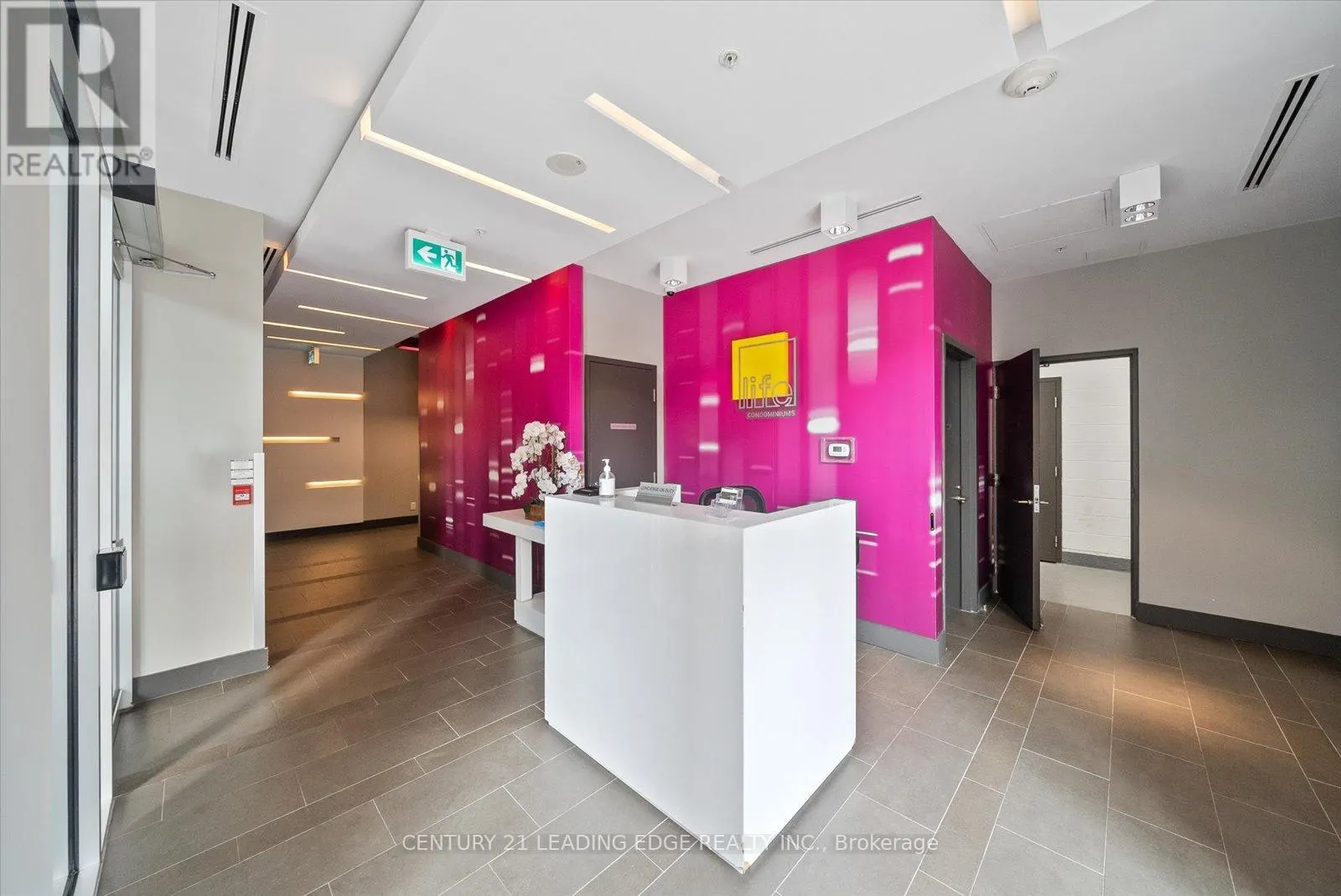 1004 - 68 MERTON STREET