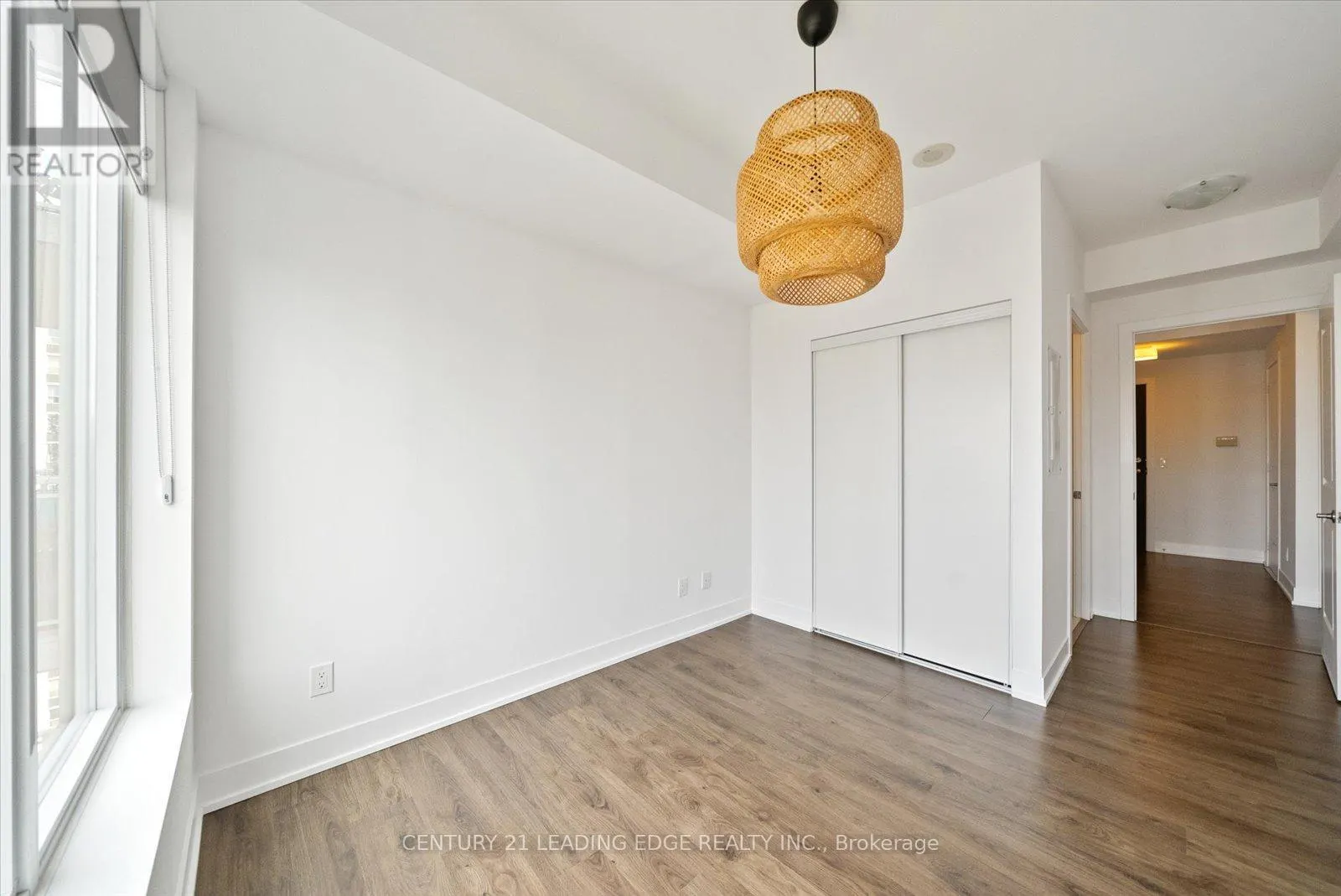1004 - 68 MERTON STREET