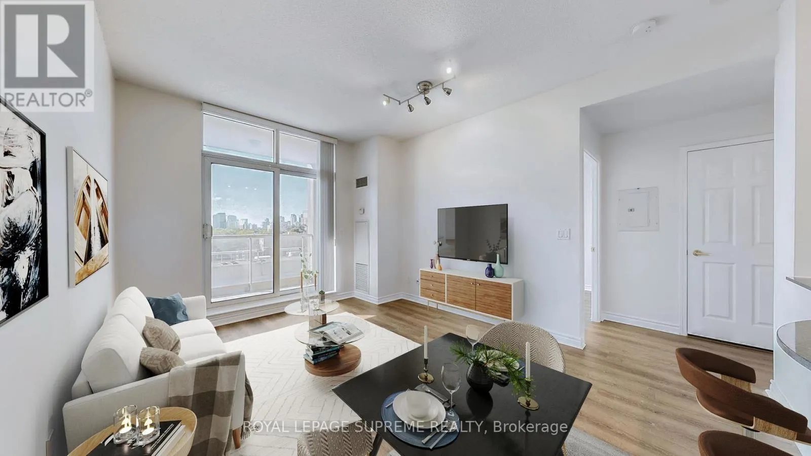 615 - 18 KENASTON GARDENS