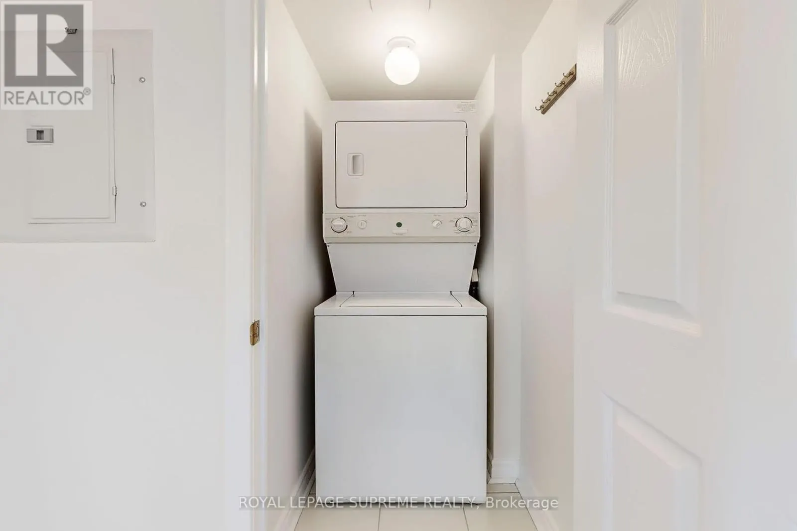 615 - 18 KENASTON GARDENS