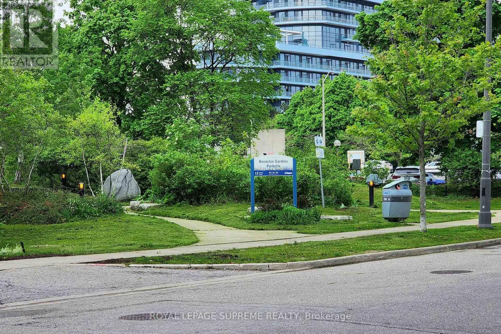 615 - 18 KENASTON GARDENS
