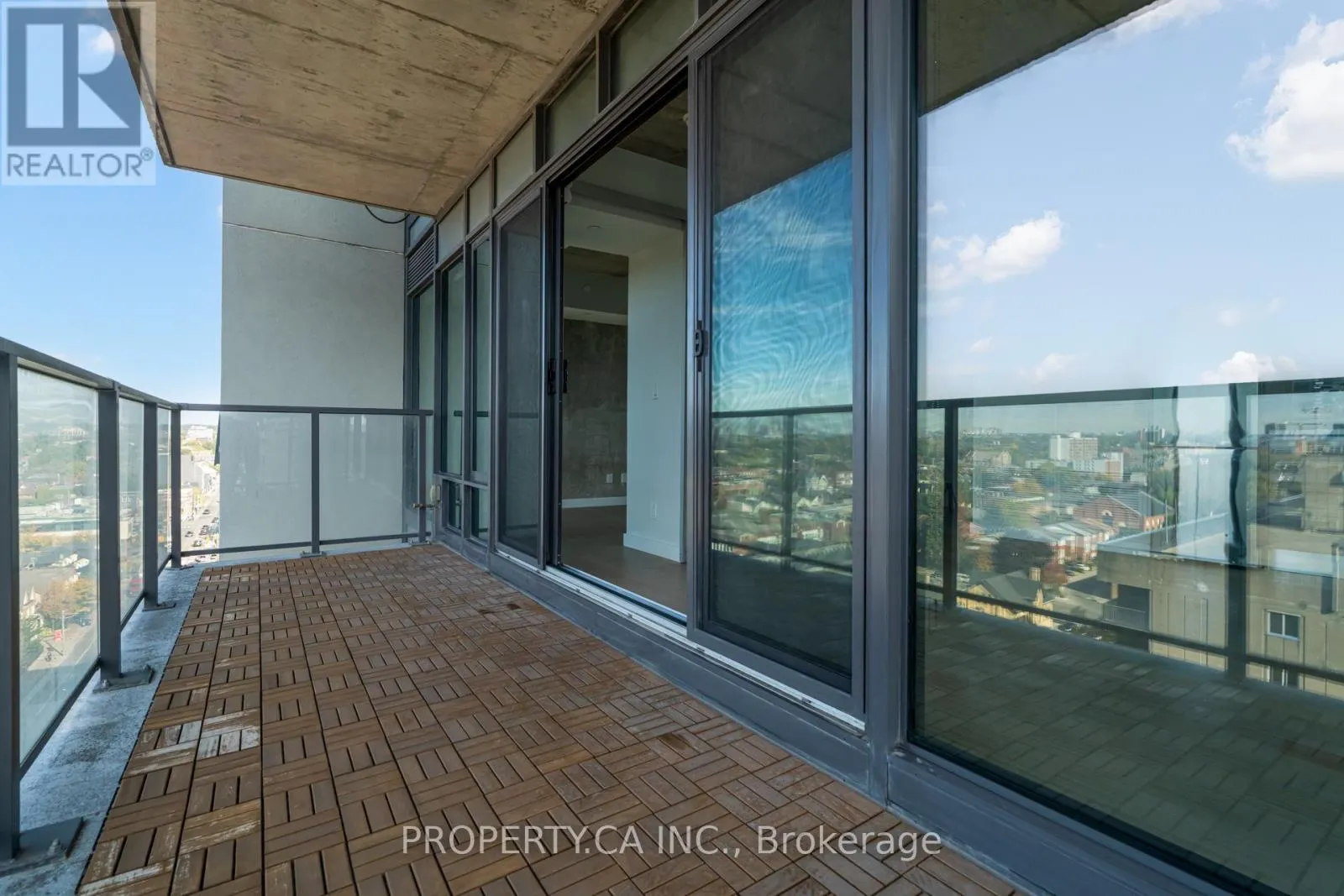 1202 - 111 BATHURST STREET
