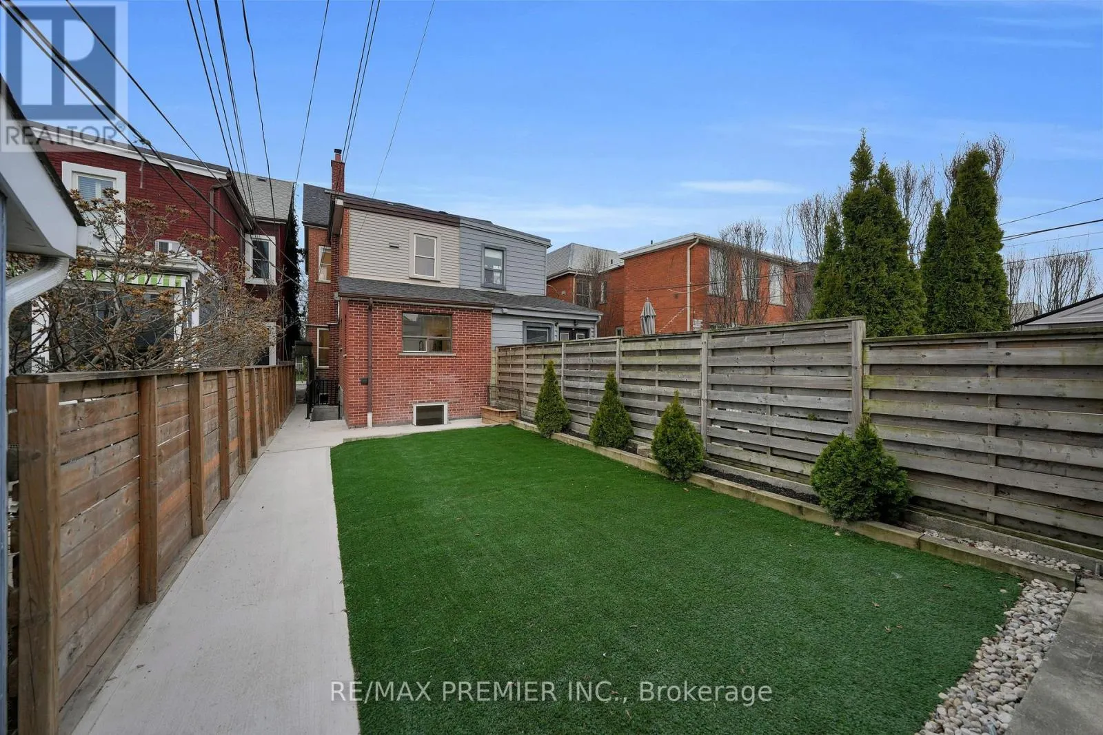 388 CRAWFORD STREET