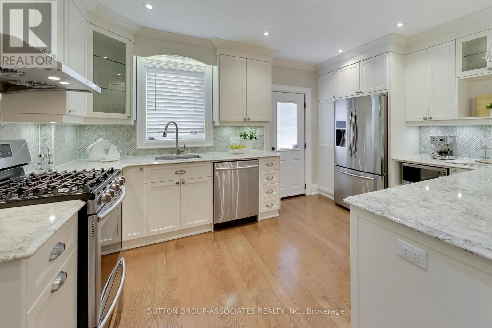 163 MAPLEWOOD AVENUE