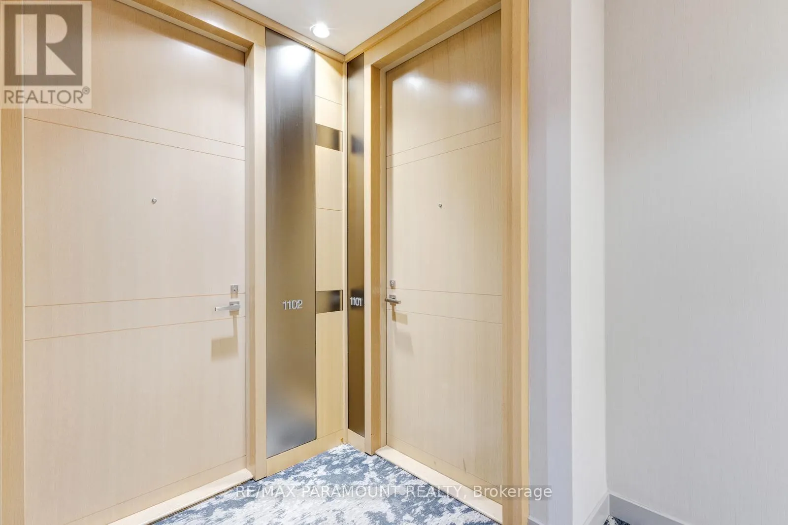1101 - 39 QUEENS QUAY E