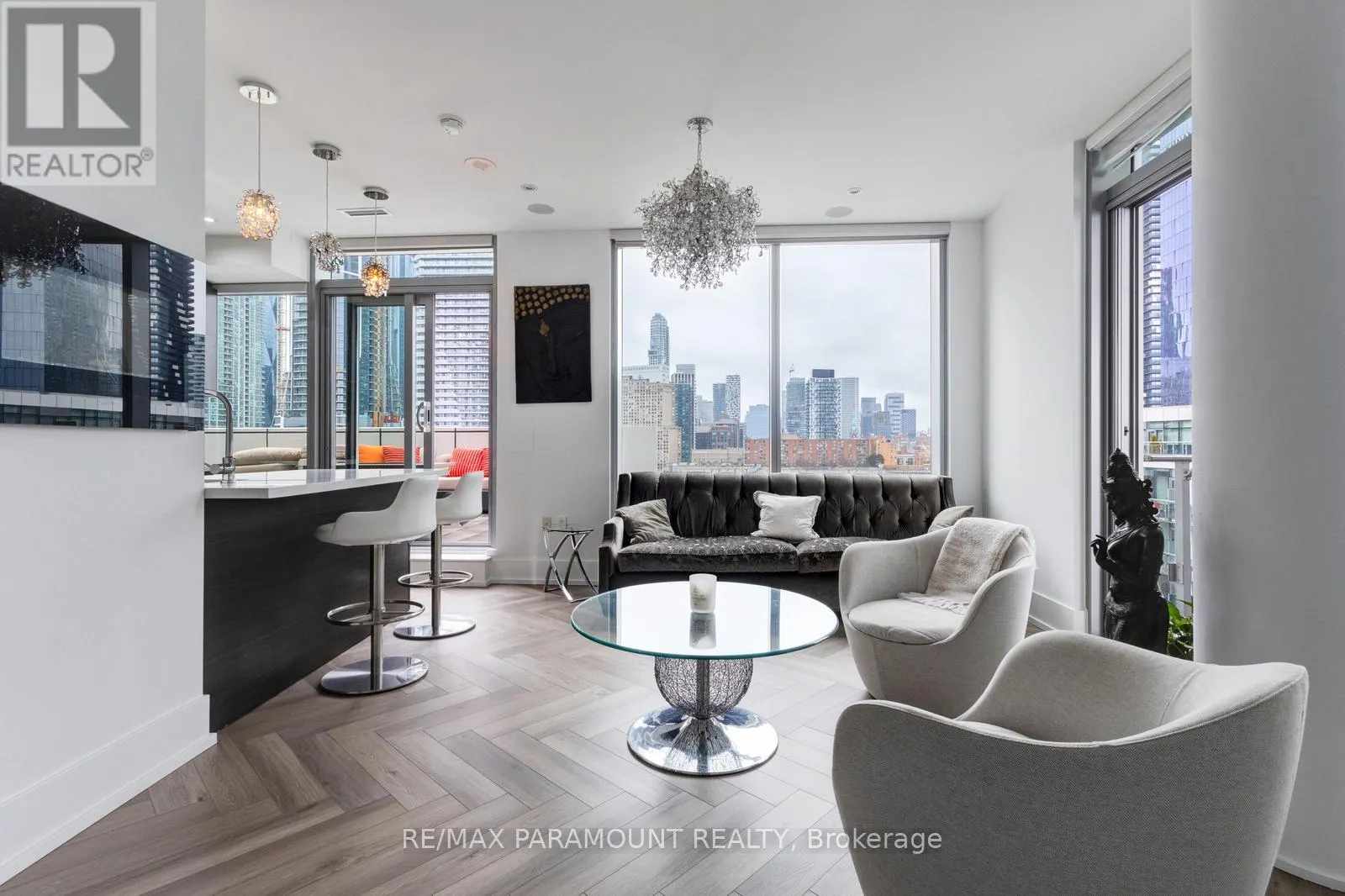 1101 - 39 QUEENS QUAY E