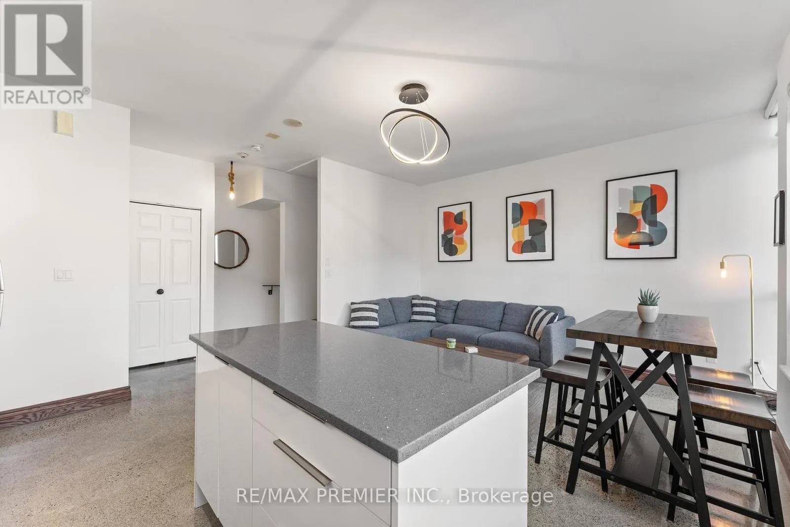TH13 - 57 EAST LIBERTY STREET