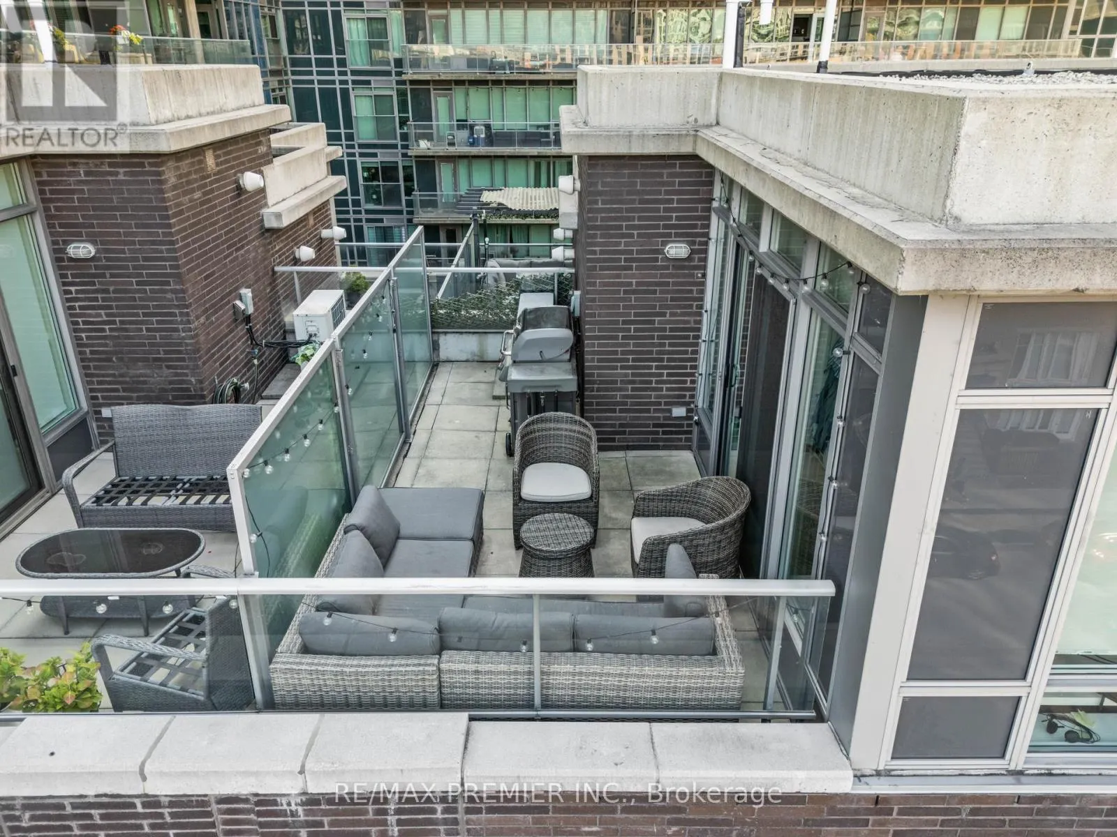 TH13 - 57 EAST LIBERTY STREET