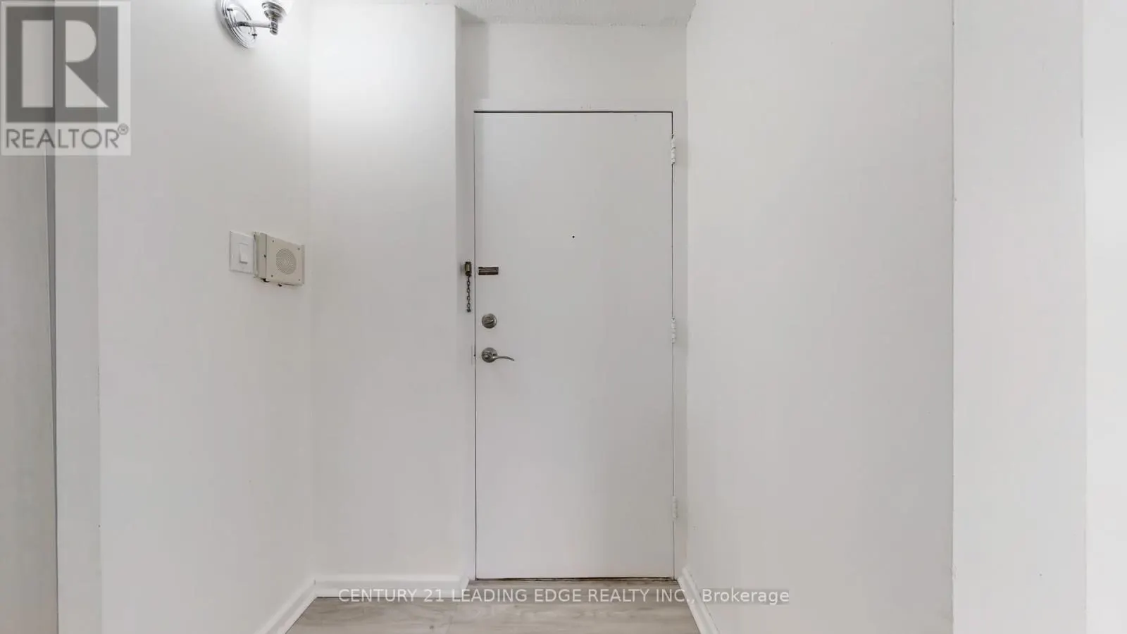 1202 - 10 SUNNY GLENWAY
