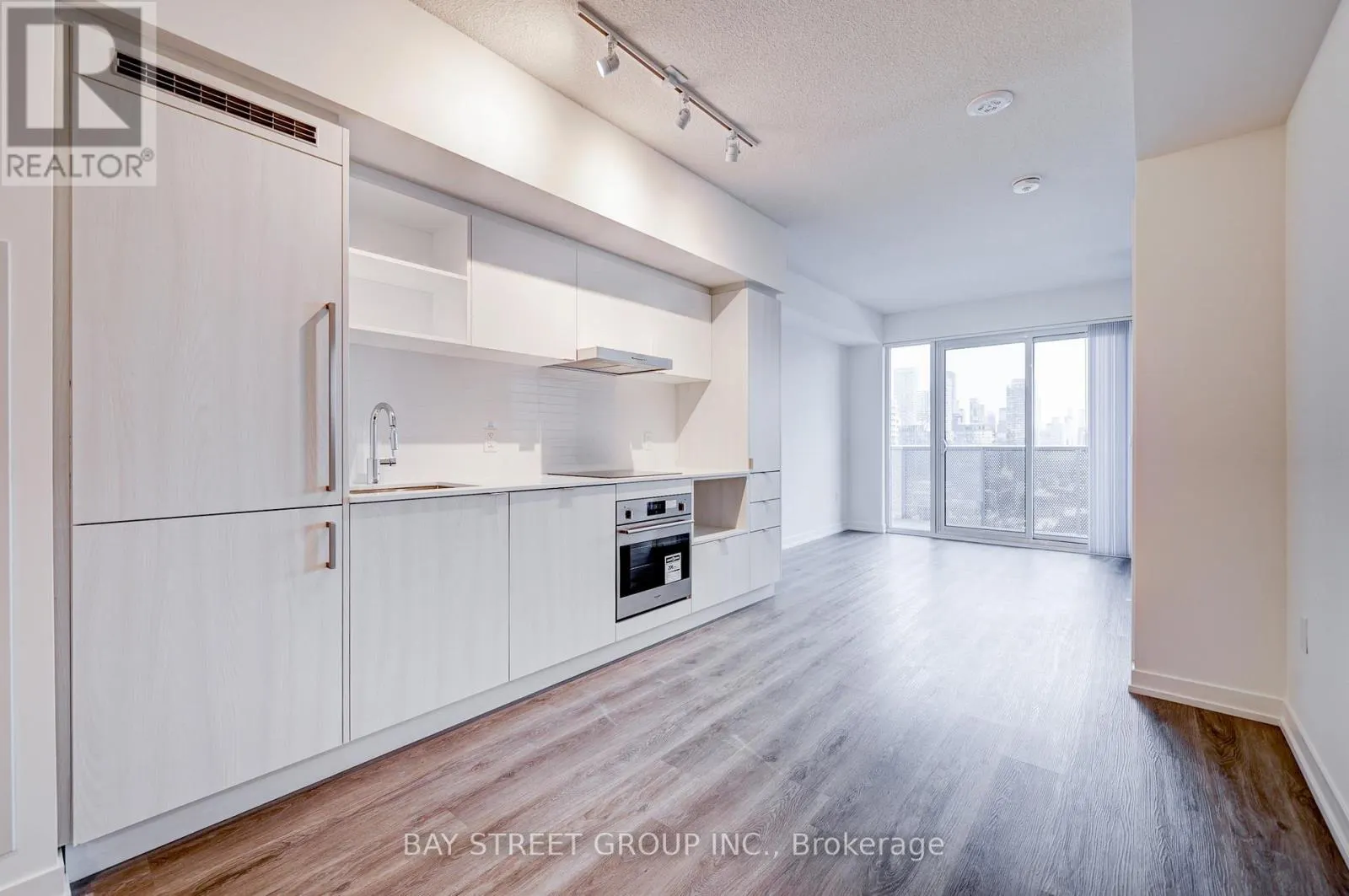 2501 - 138 DOWNES STREET