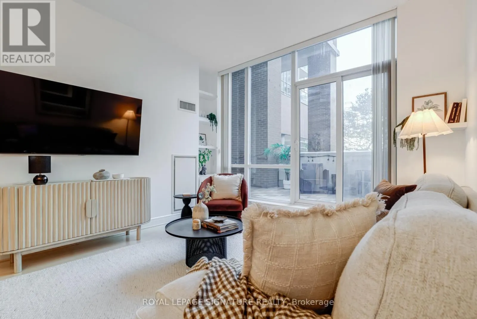 S203 - 112 GEORGE STREET