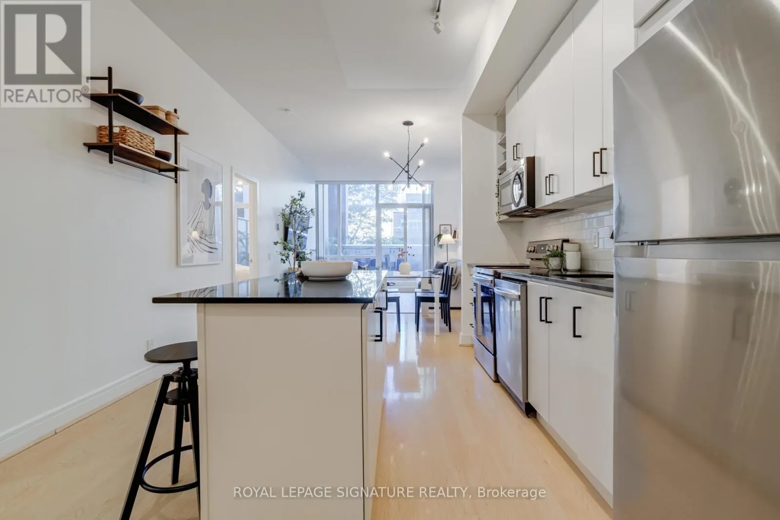 S203 - 112 GEORGE STREET