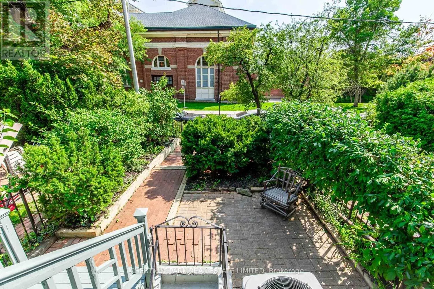 244 COTTINGHAM STREET