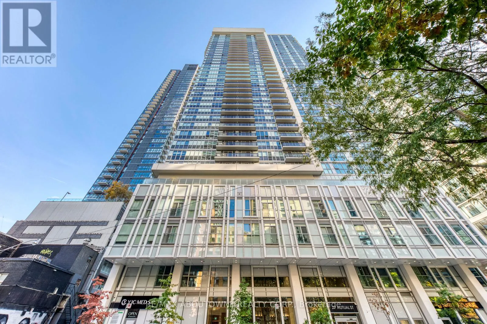 409 - 77 MUTUAL STREET