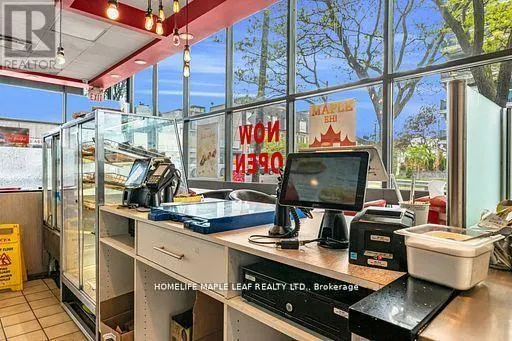 1471 EGLINTON AVENUE W