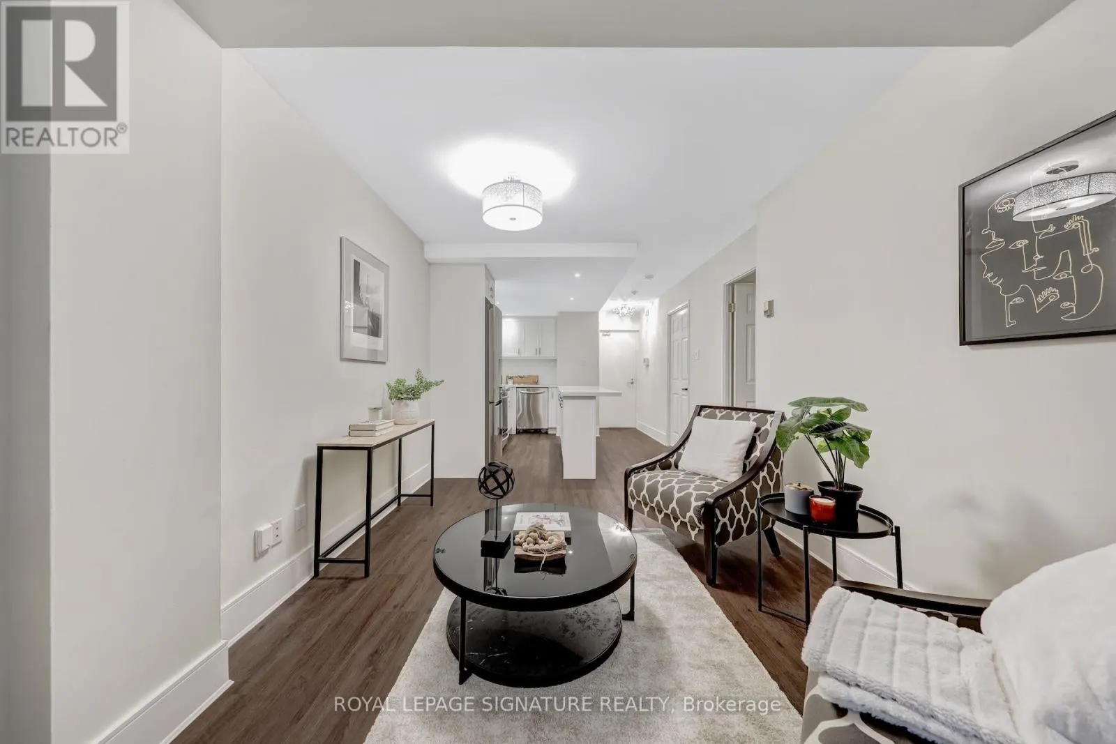 310 - 88 CHARLES STREET E