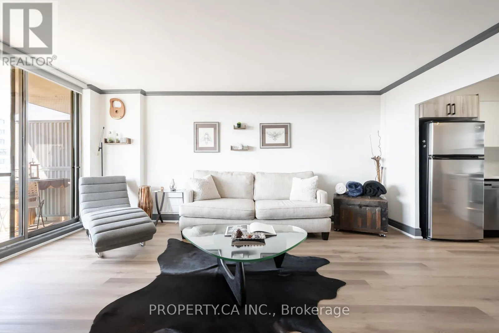 806 - 5949 YONGE STREET