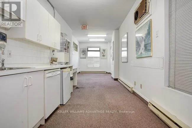 157 GERRARD STREET E