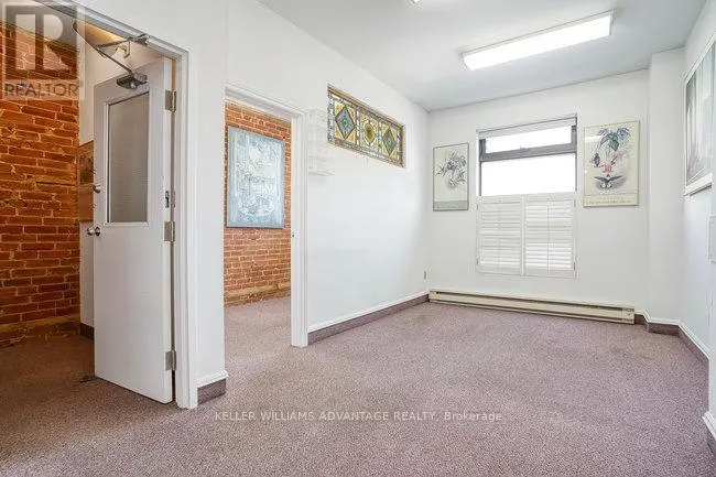 157 GERRARD STREET E