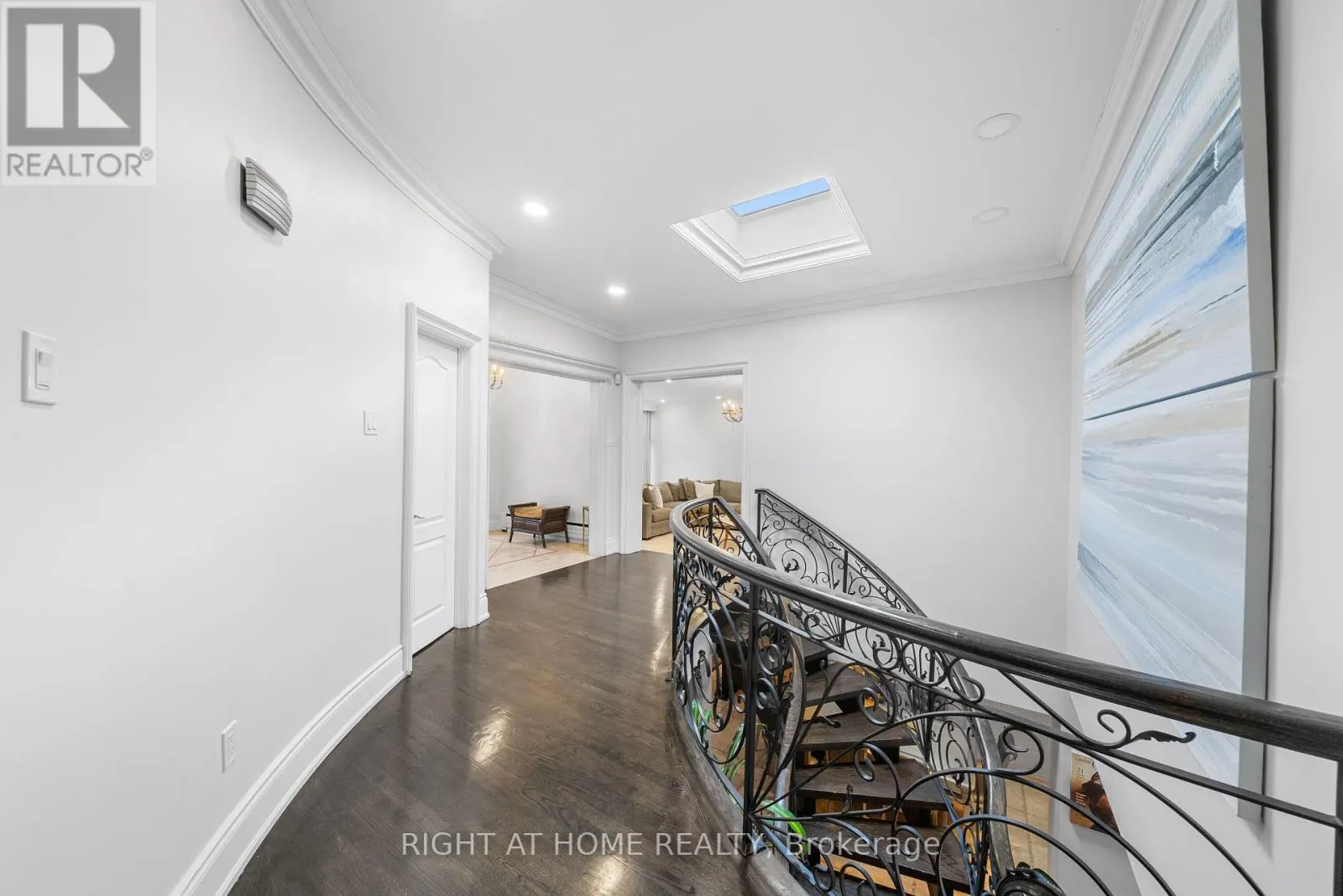 40 HEATHVIEW AVENUE