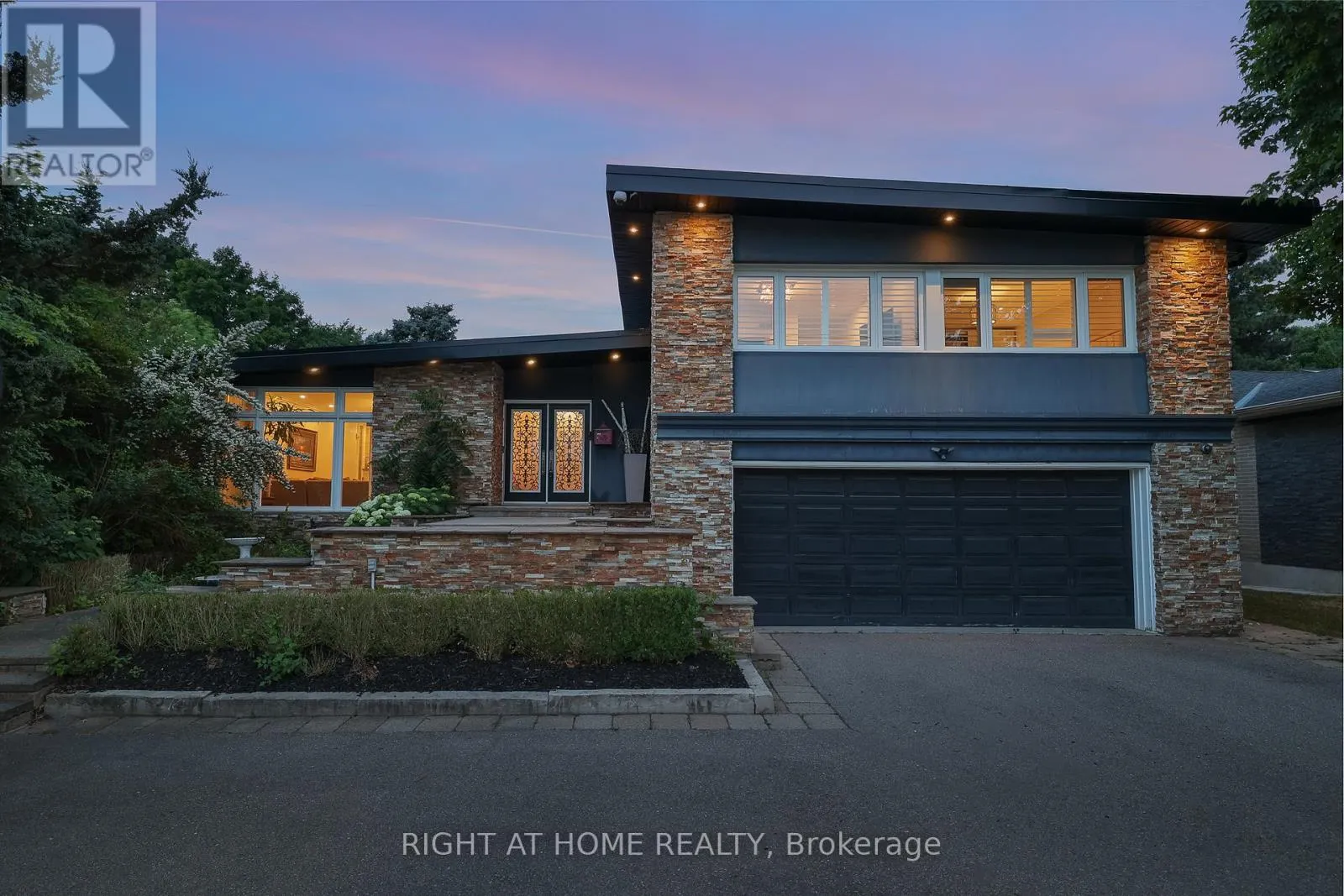 40 HEATHVIEW AVENUE