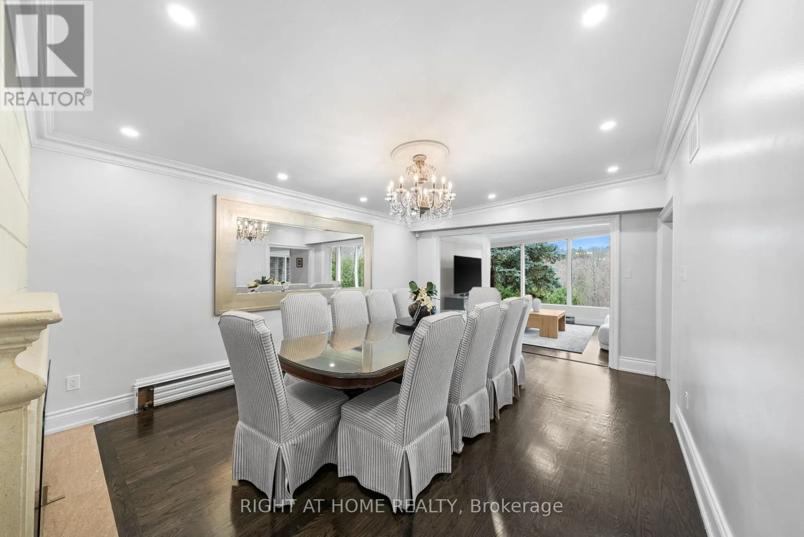 40 HEATHVIEW AVENUE