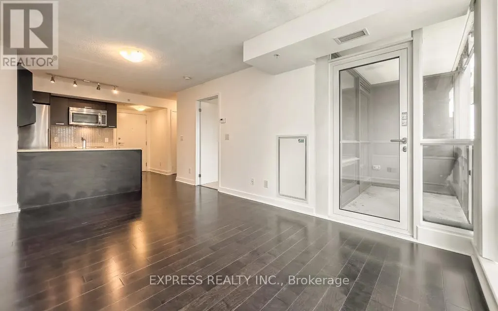907 - 295 ADELAIDE STREET W
