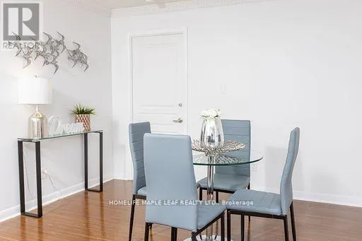 407 - 323 RICHMOND STREET E