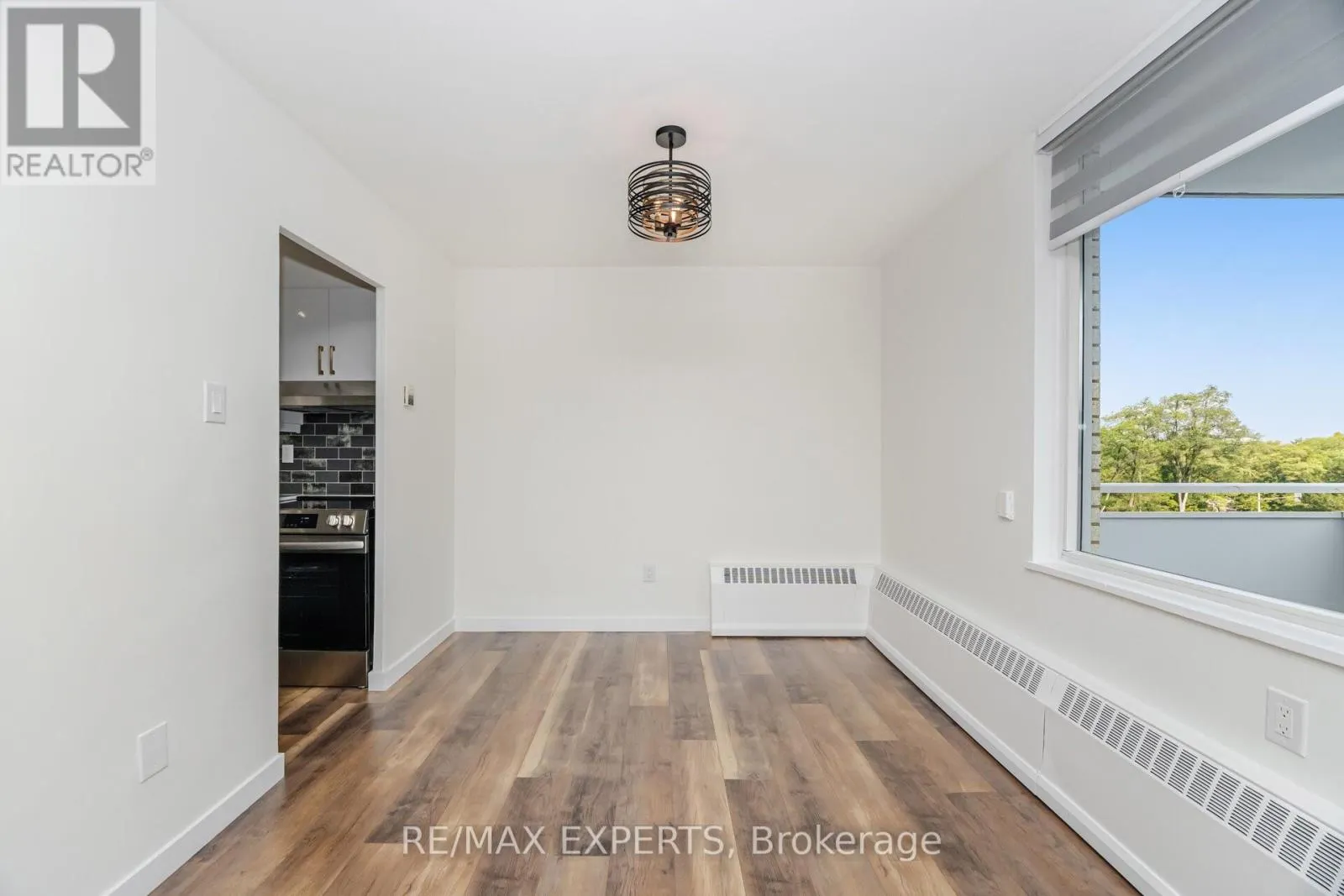 306 - 10 PARKWAY FOREST DRIVE