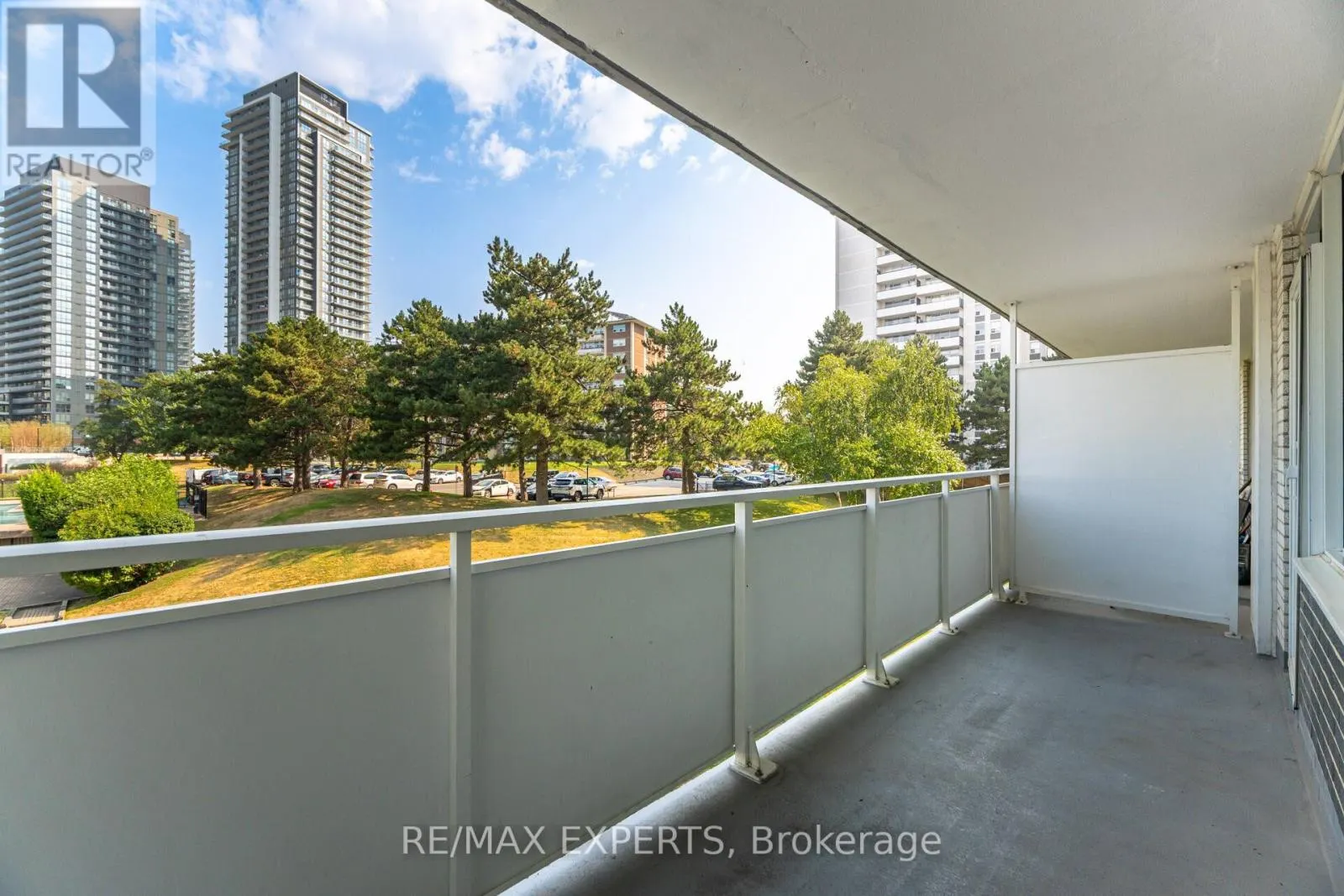306 - 10 PARKWAY FOREST DRIVE