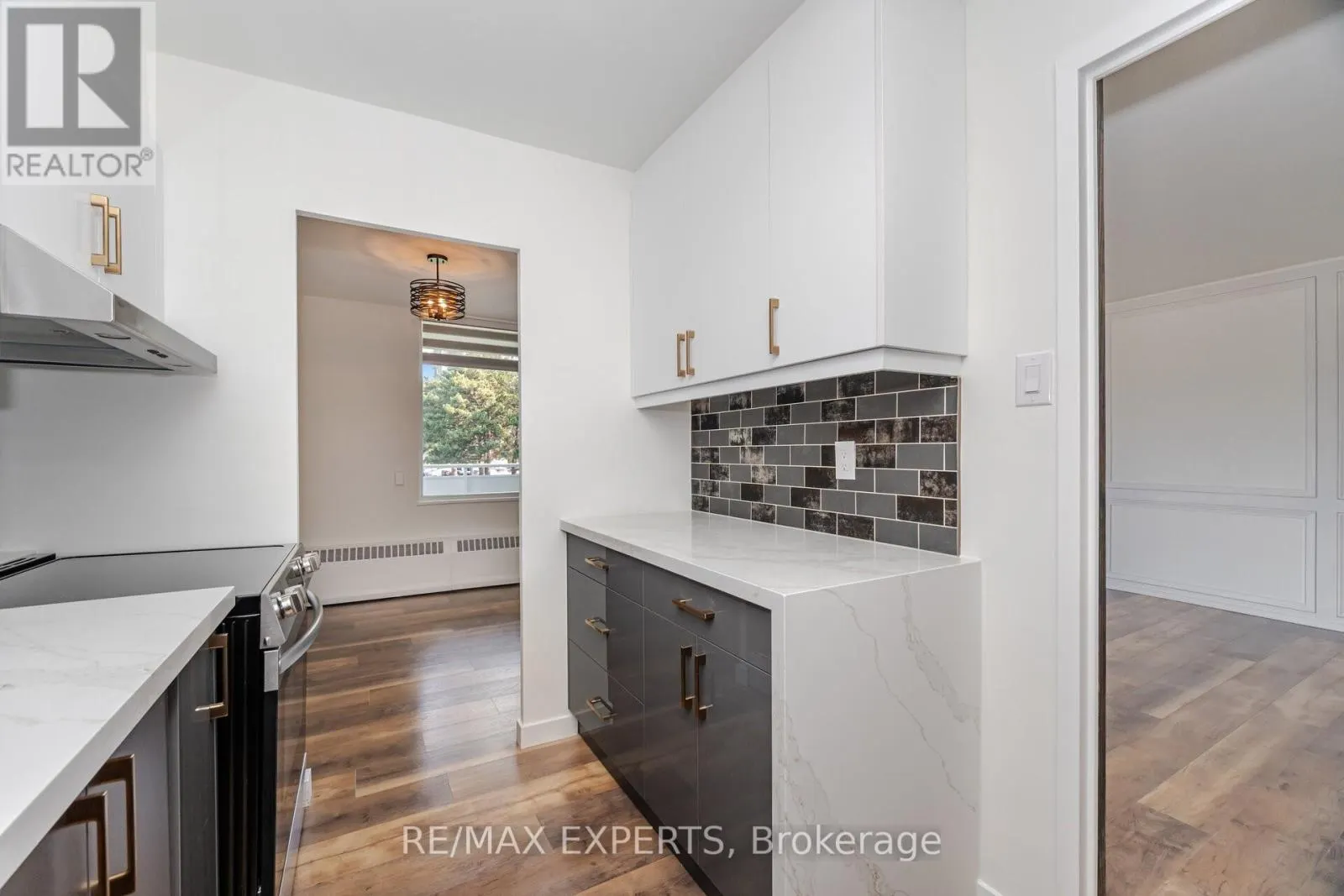 306 - 10 PARKWAY FOREST DRIVE
