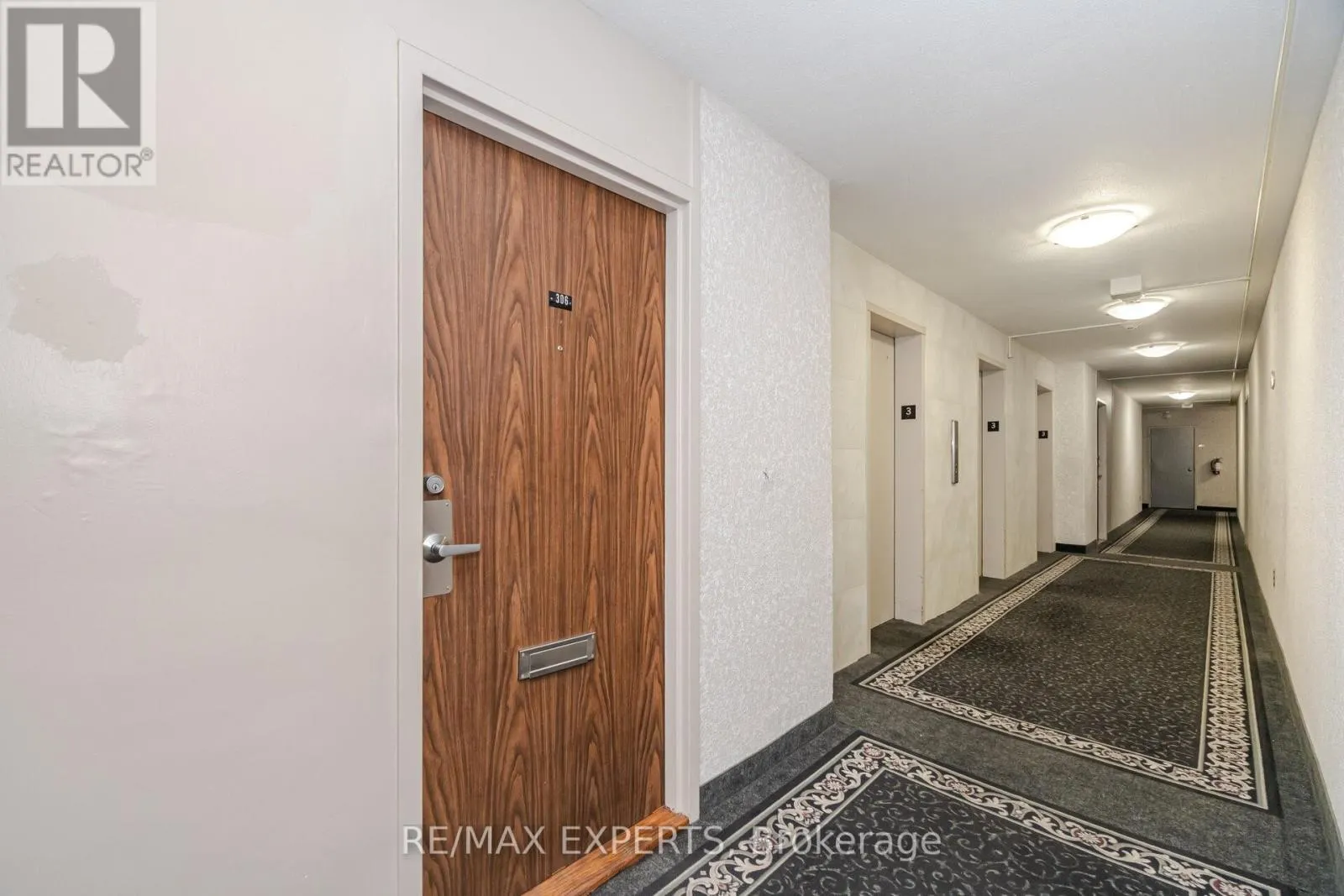 306 - 10 PARKWAY FOREST DRIVE
